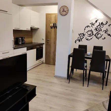 In Quiet Beautiful Area With Two Separate, Modern, Furnished * Deutsch-Wagram