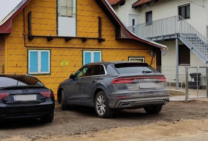 In Quiet Beautiful Area With Two Separate, Modern, Furnished Appartement Deutsch-Wagram