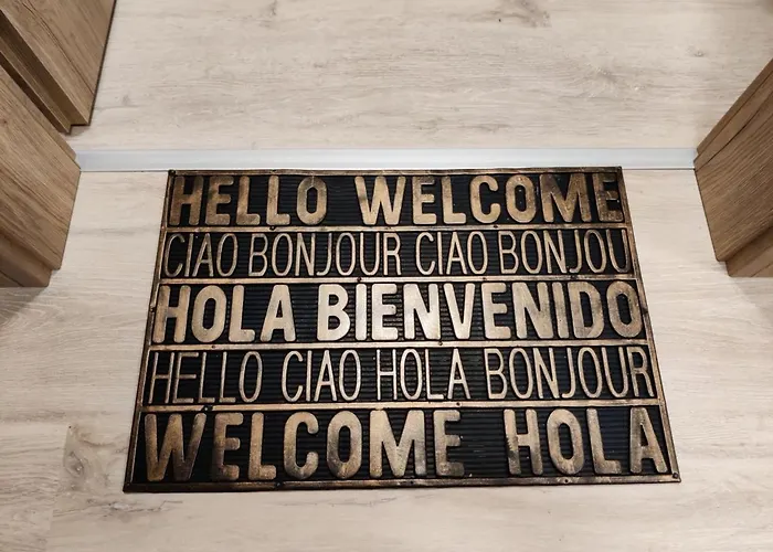 In Quiet Beautiful Area With Two Separate, Modern, Furnished 아파트