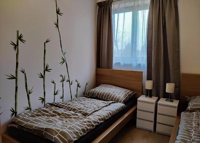 In Quiet Beautiful Area With Two Separate, Modern, Furnished Appartement Deutsch-Wagram