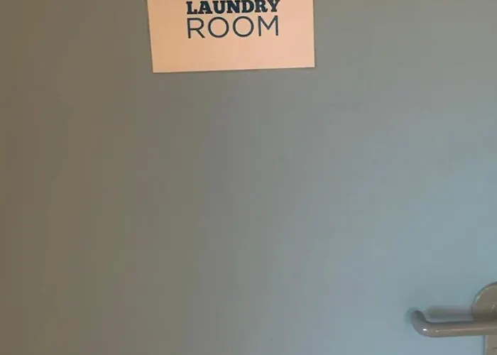 Appartement In Quiet Beautiful Area With Two Separate, Modern, Furnished Deutsch-Wagram